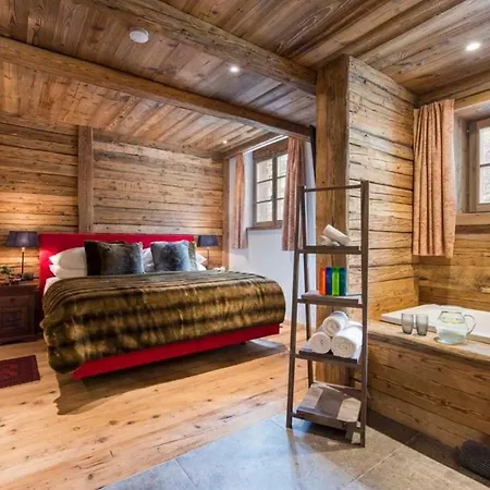7br Modern Chalet With Sauna- What'app - 0034-635-518-216 - For Reservations!