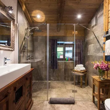 7br Modern Chalet With Sauna- What'app - 0034-635-518-216 - For Reservations! فيلة سانكت أنتون ام ارلبرغ